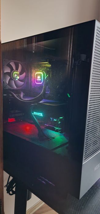 Vând pc gaming complet