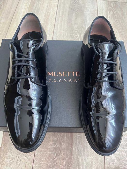 Pantofi musette si curea, ambele din lac