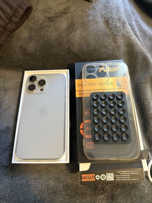 Iphone 15 pro max 256gb 88%