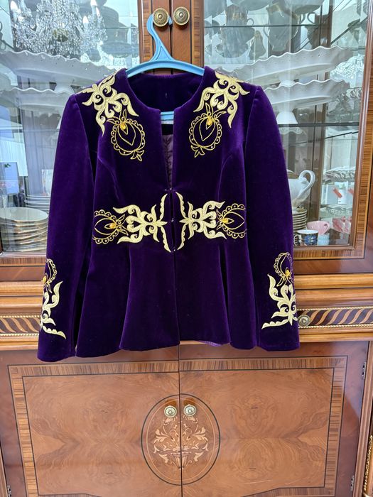 Жакет пиджак камзол короткий