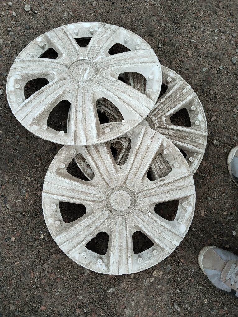 Продам калпаки r 15