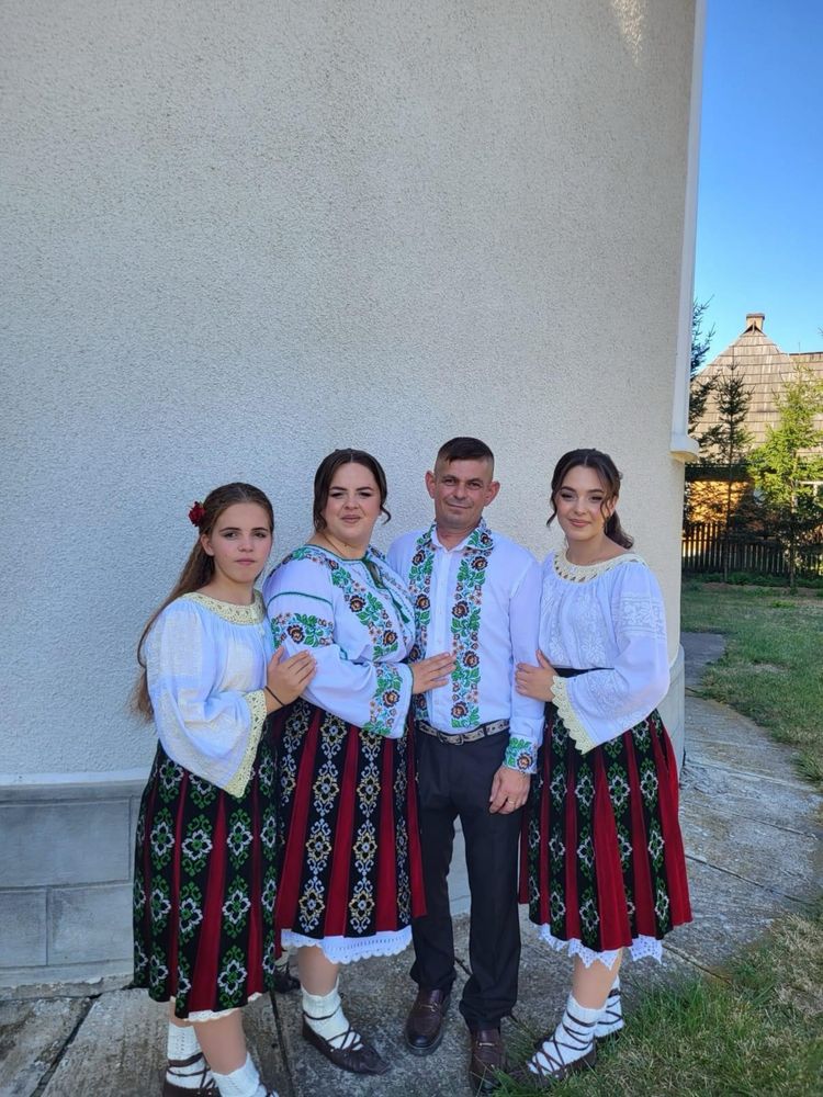 Fuste brodate traditional