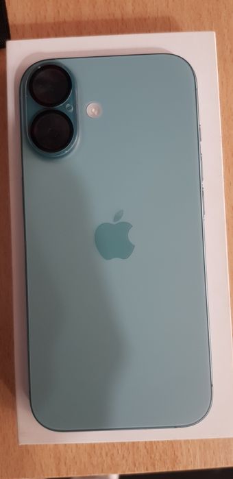 iPhone 16 128 GB.