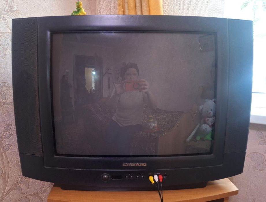 Продам телевизор Grundig
