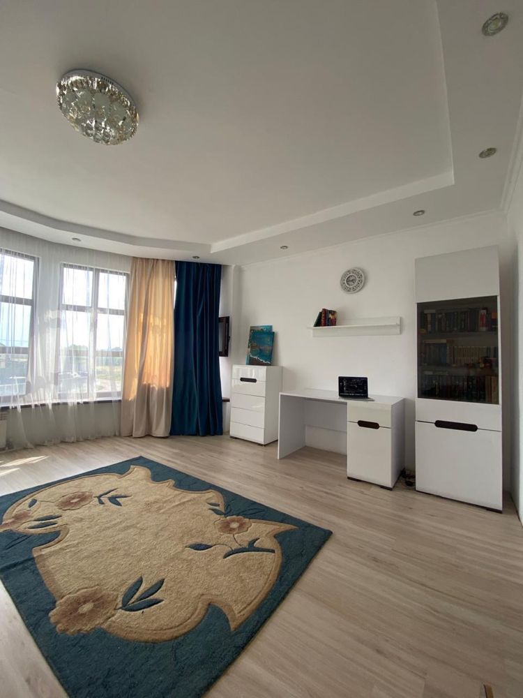 Продам дом. 240 кв.метров