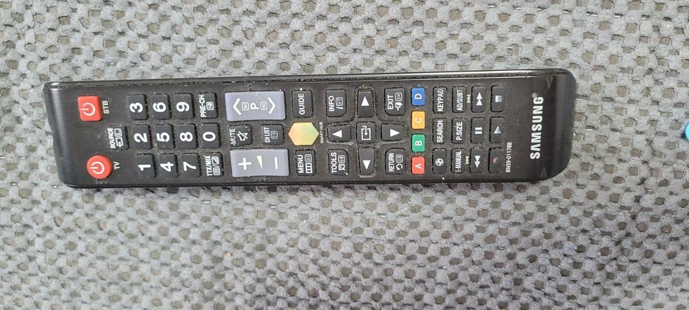 Продам пульт к телевизору самсунг смарт тв