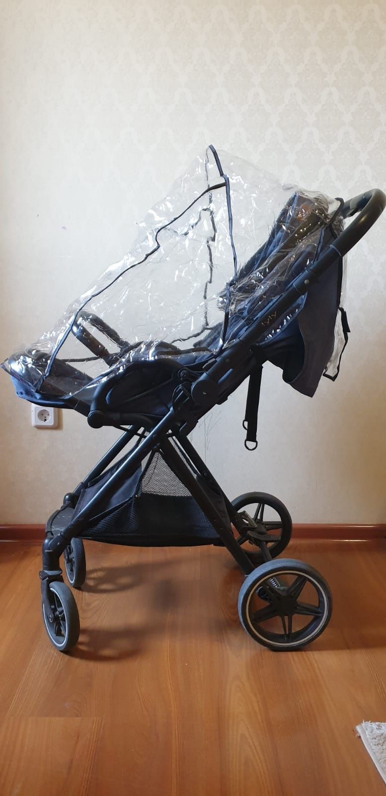 продам детскую коляску