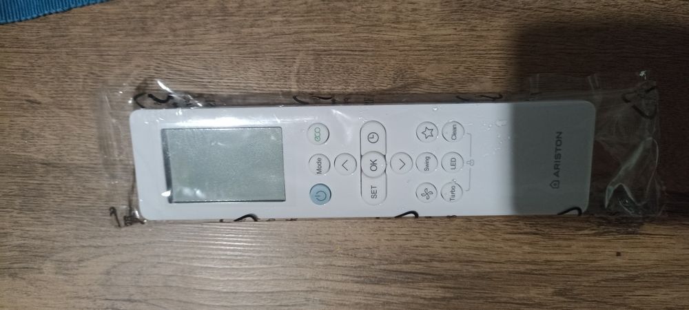 Telecomanda aer ariston noua