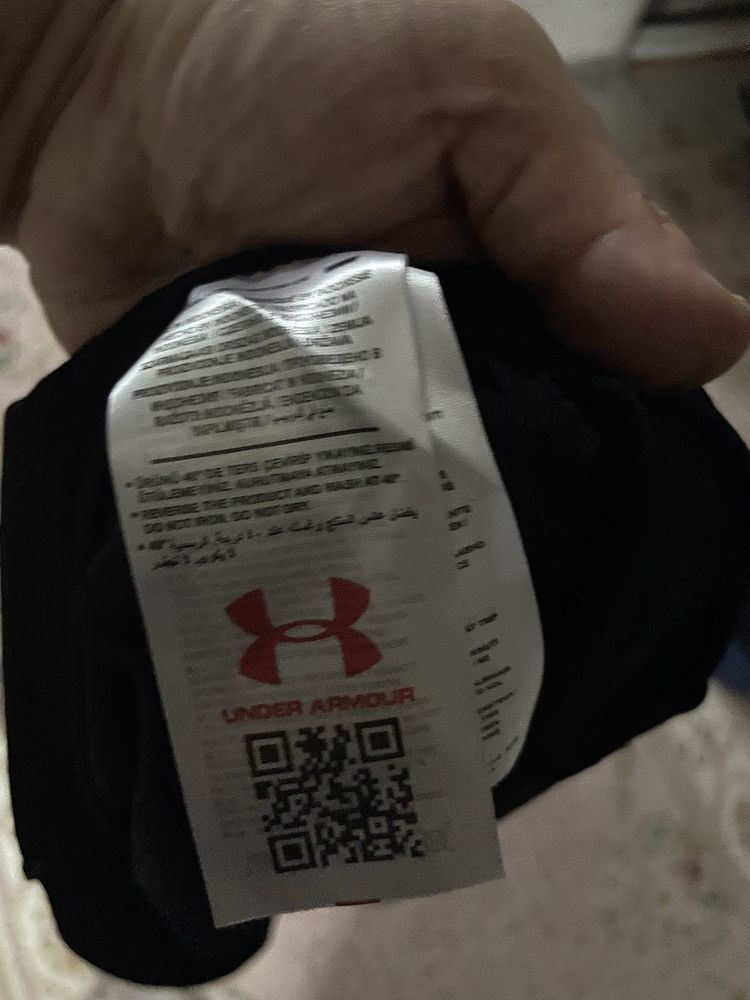 Under Armour sport futbolkasi xxl