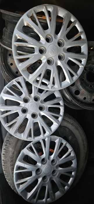 Тасове 15 kia ceed оригинални тасове 15 за киа сиид 3 броя