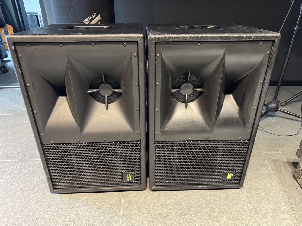 Sistem  kV2 audio ES1.0 ES2.5 EPAK2500R MidasM32R Amplif LX2200