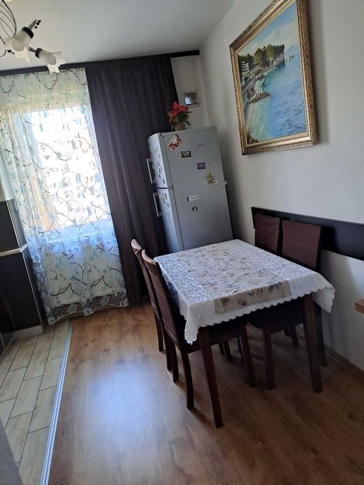 Închiriez apartament 2 camere-Strada Nicolae Titulescu