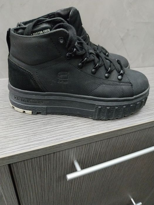 Нови боти на G star 38