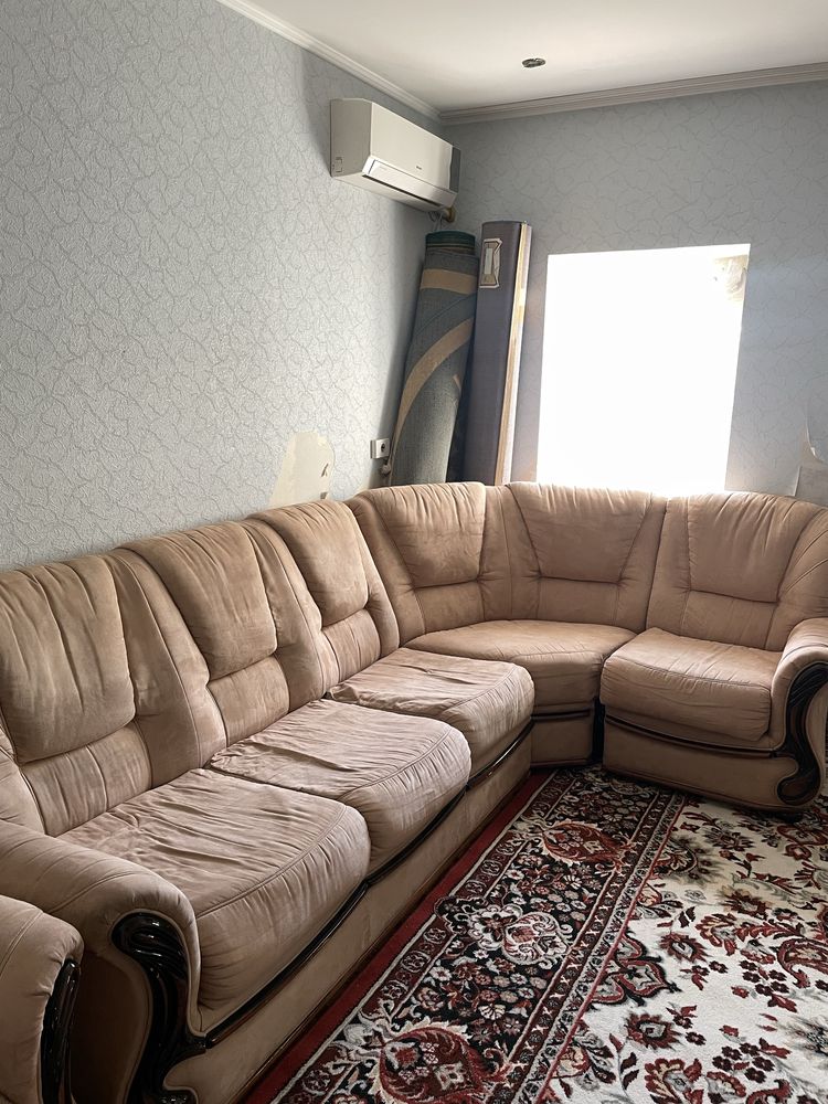 Продам диван с креслом