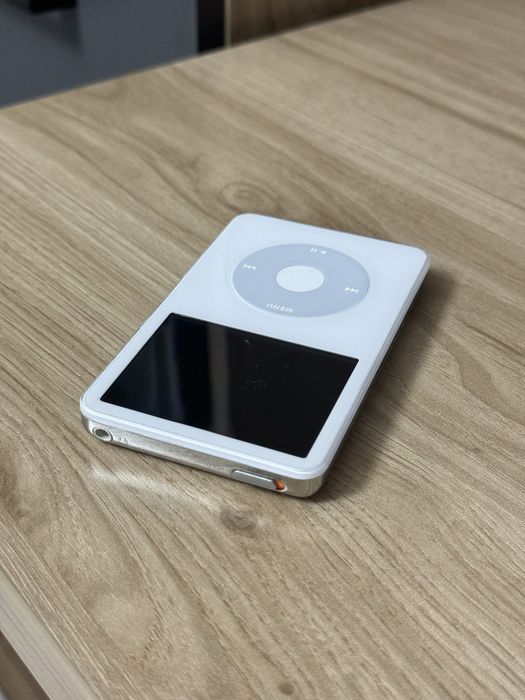 Продам Ipod classic 5