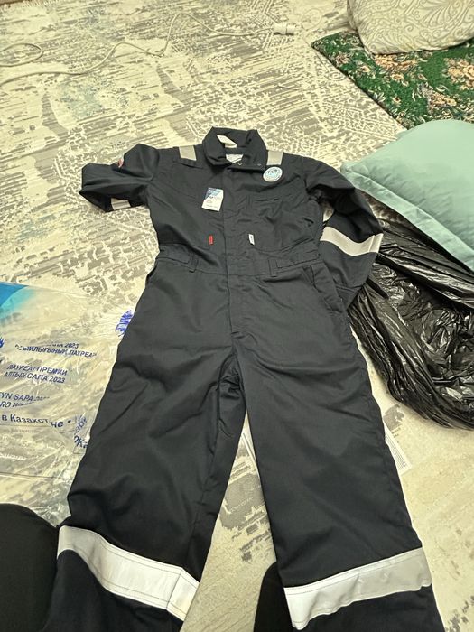 Тшо куртка демисезонка комбез ботинка