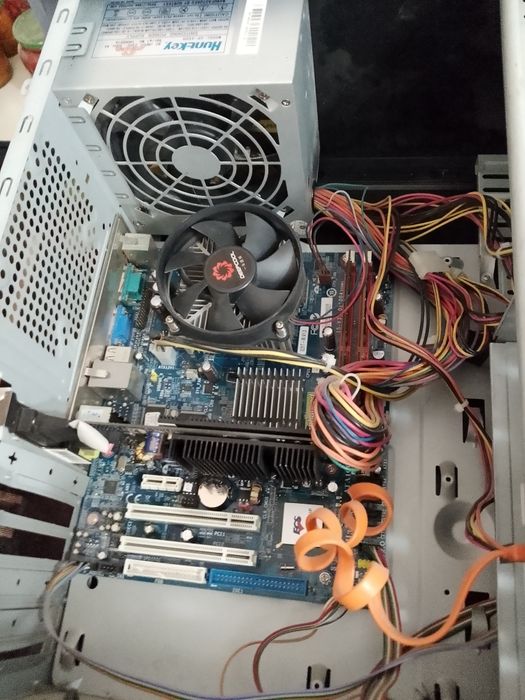 Продается компьютеры срочно