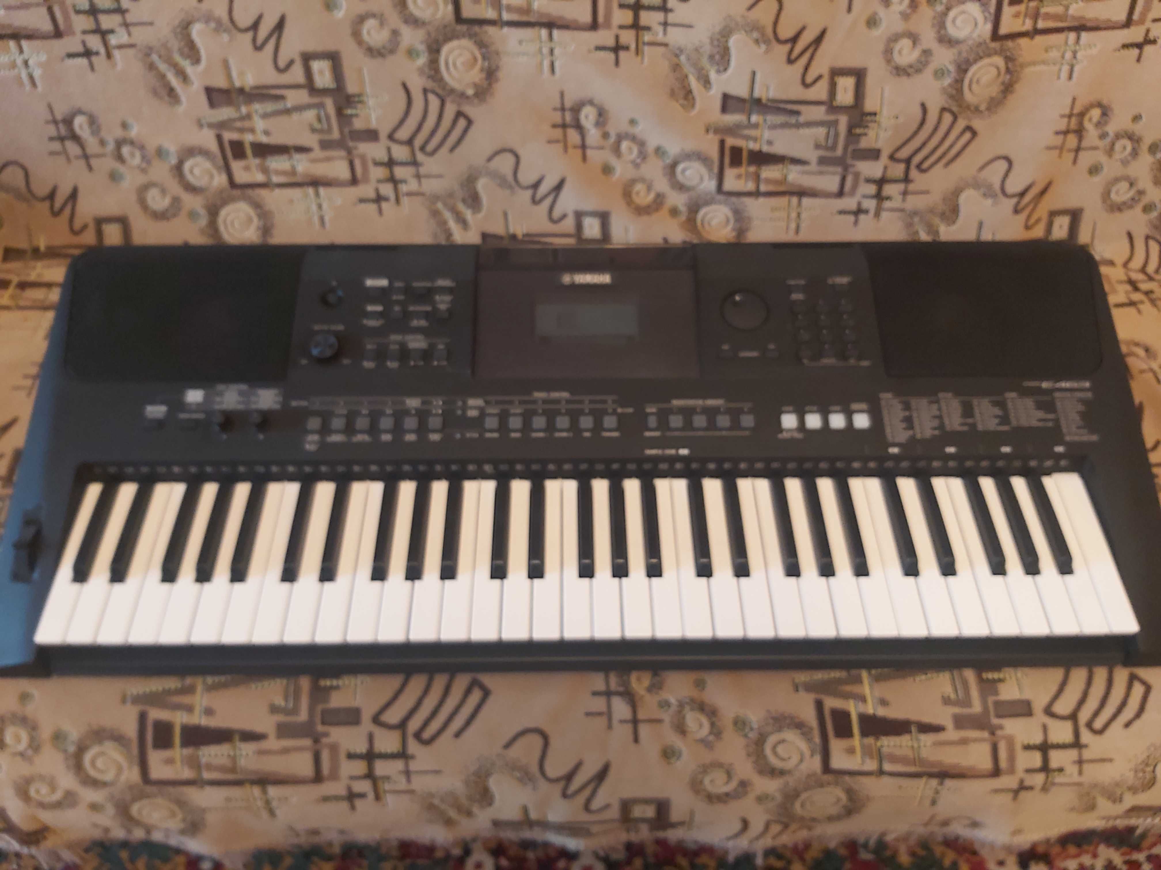 Синтезатор - YAMAHA PSR E463