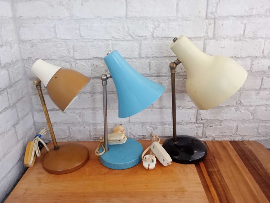 Стара лампа настолна