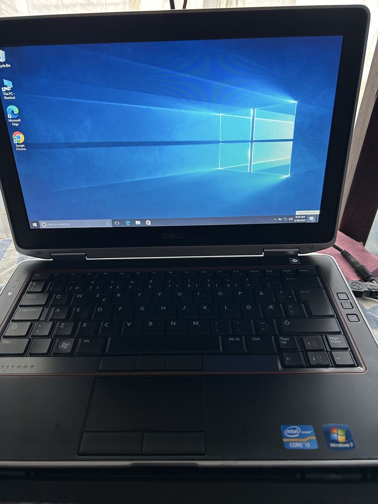 Vând laptop Dell