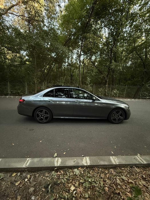 Mercedes-Benz e220d 2021