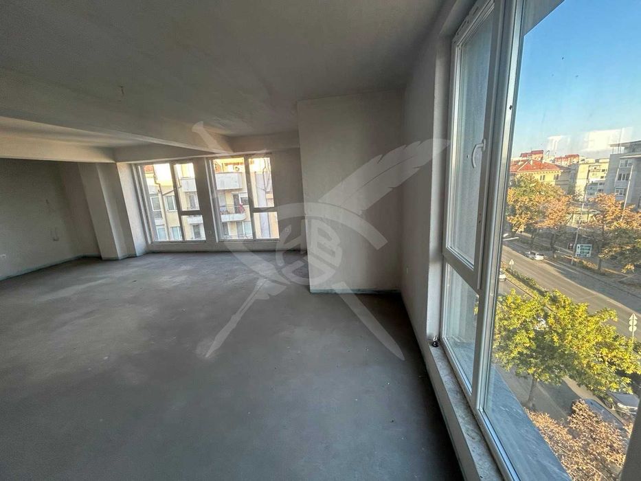 Продава се Тристаен апартамент в Пловдив, Център - 147 кв.м за 2109 €/кв.м - Снимка #4