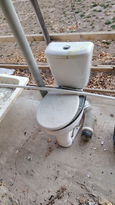 Унитаз б/у кима гарак буса акетинг