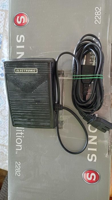 Продавам SINGER 2282 – шевна машина за перфектни проекти!