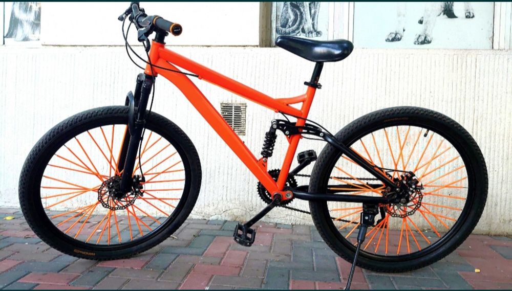 Schimb bicicleta full suspension cu dslr full frame