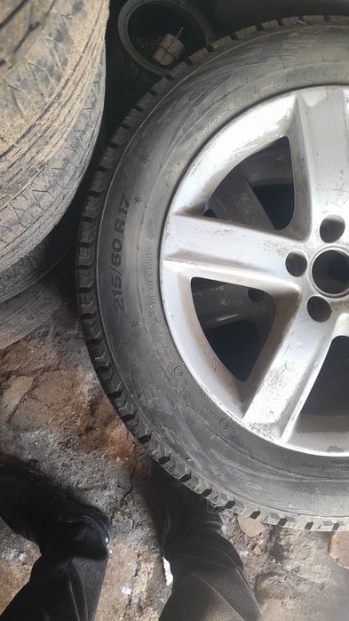 Продам титанка +2зимний резина