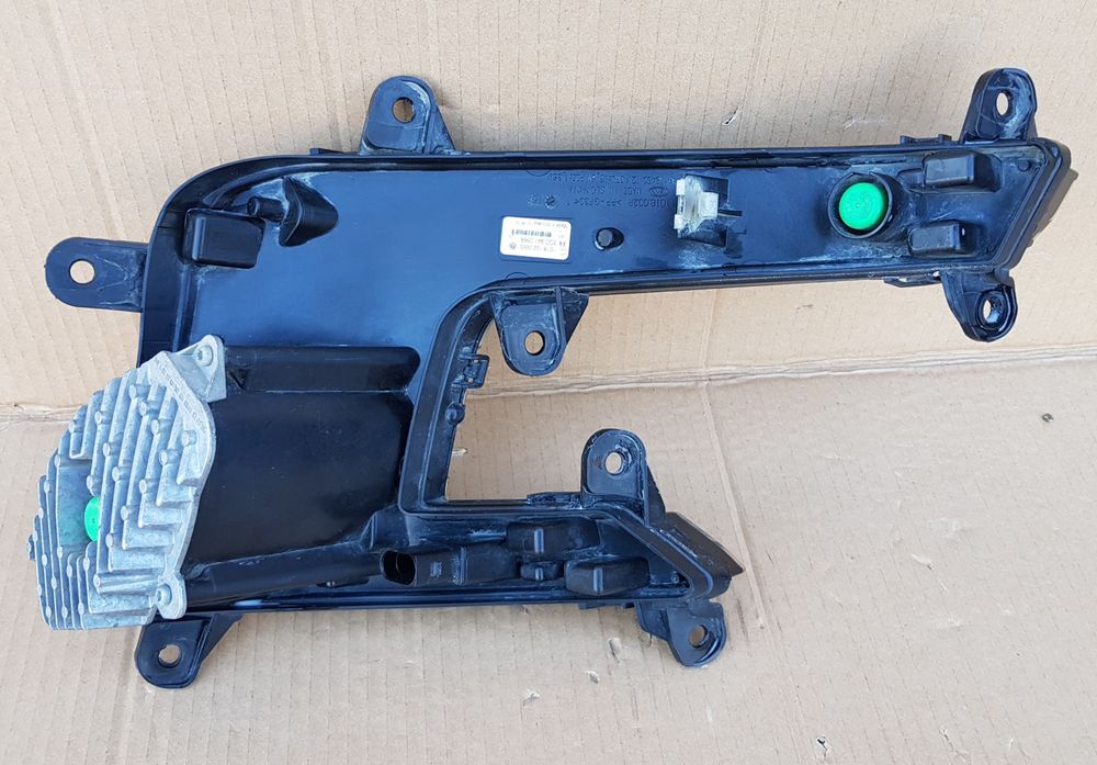 Lumină de Zi DRL dreapta GTE VW Passat B8 3G Hybrid Cod: 3G0941056A