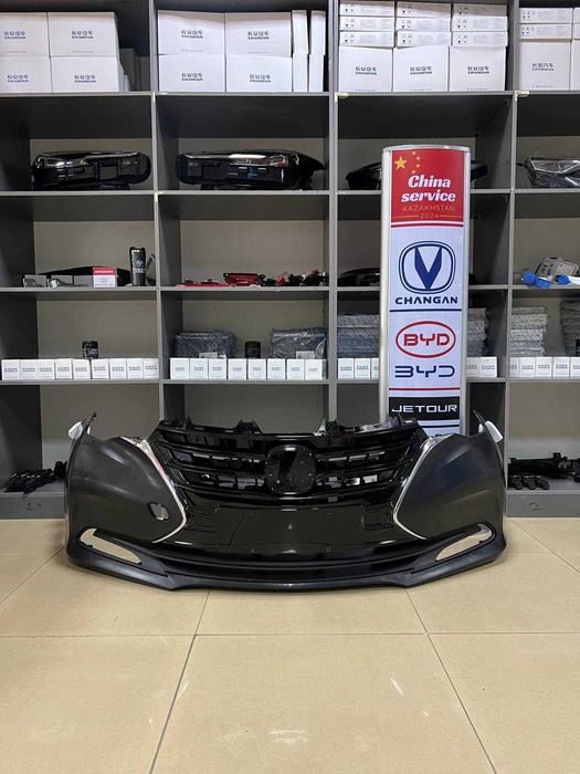 Передний бампер на Чанган Алсвин