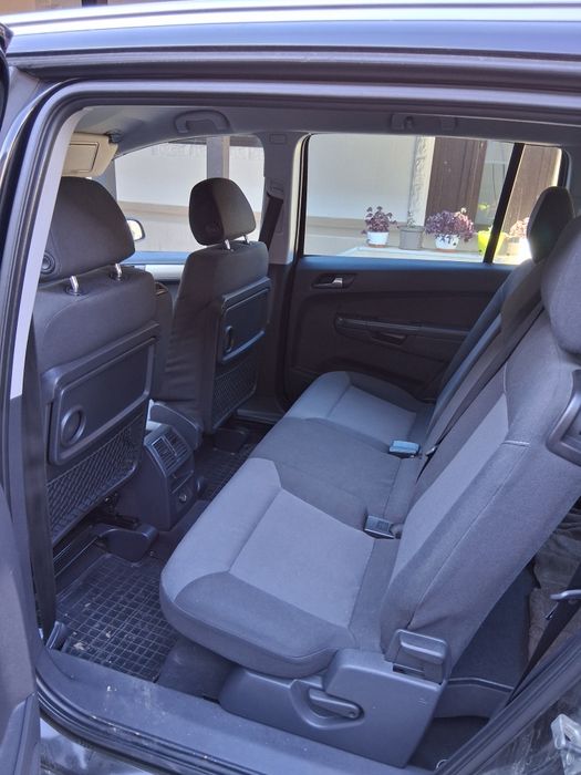 Opel Zafira 1.9 CDTI, an 2009 – foarte întreținută, fără probleme