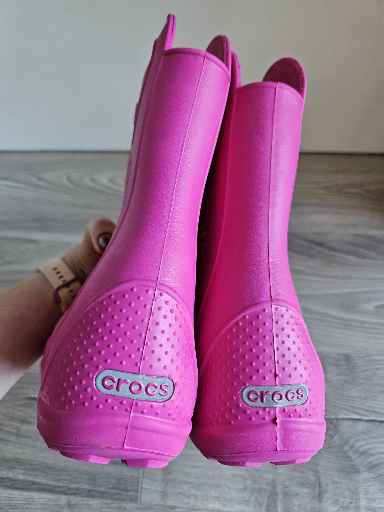 Crocs J2 marimea 33 - 34 roz - cizme ploaie