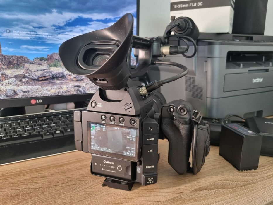 Canon EOS C100 Mark II Camera Cinema Profesionala