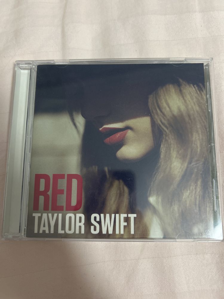 Taylor Swift CD албум Red
