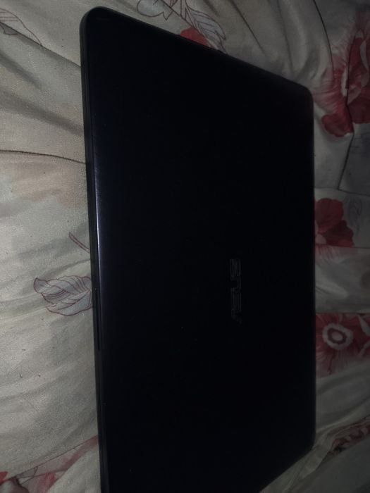 Продам ноутбук Asus в рабочем состоянии