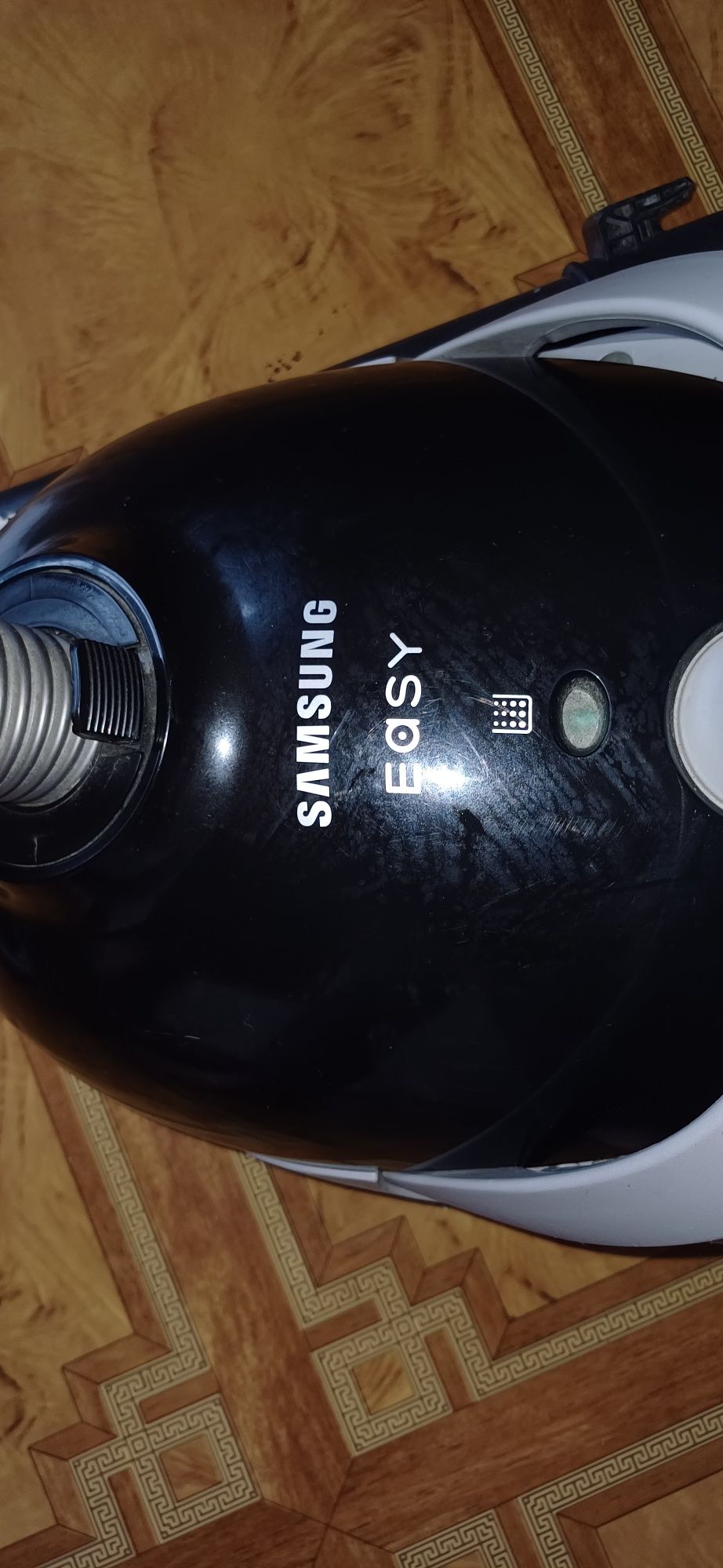Продам пылесос Samsung easy