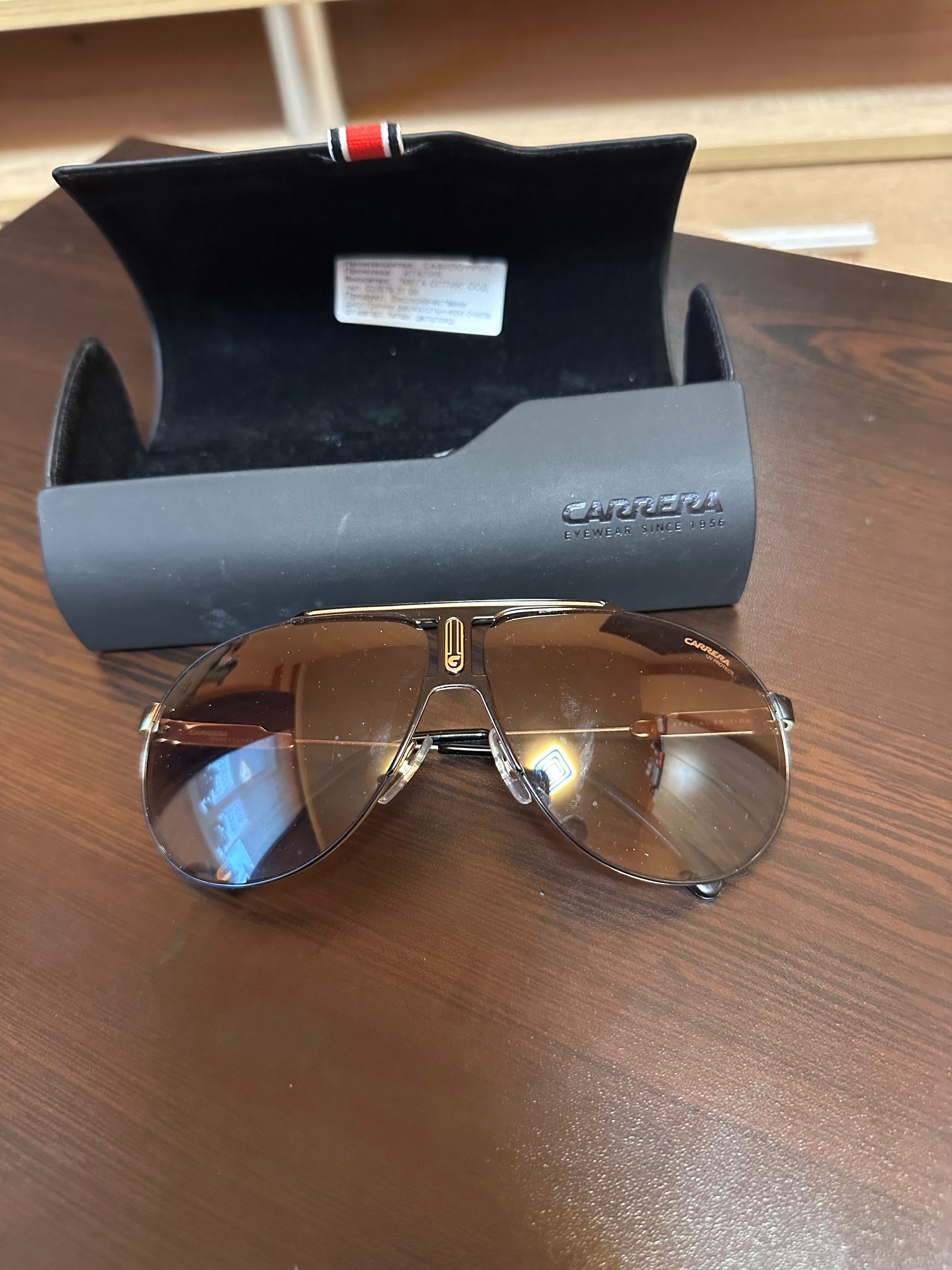 Слънчеви очила Carrera