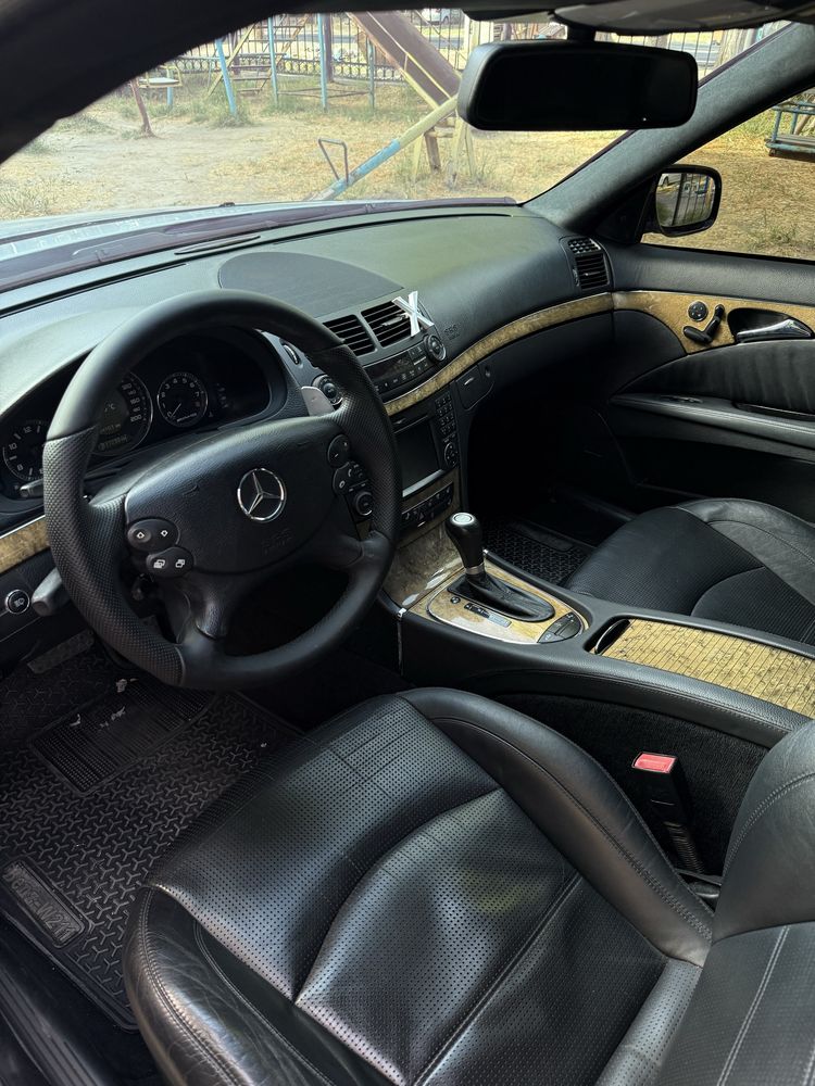 W211 6.3 AMG sotiladi!