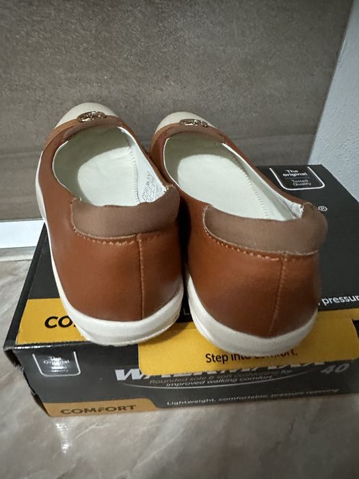 Pantofi piele  nr 40