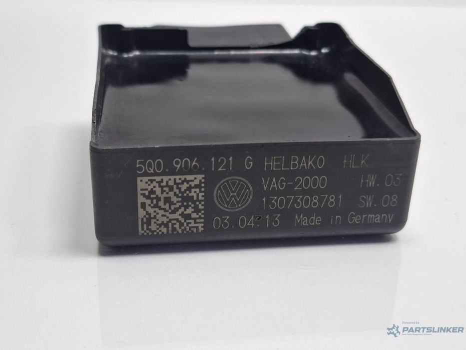 Releu pompa motorina  AUDI A3 Sportback 8VA, 8VF 2012 - > TDI CLHA 5Q0906121G