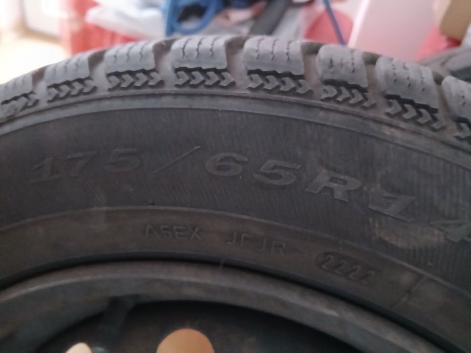 Cauciucuri de iarna cu jenti