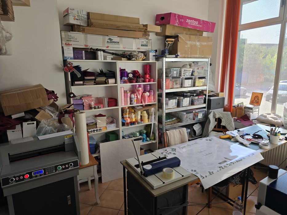 Afacere de vanzare - Centru de print si personalizari + invitatii