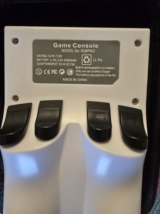 Consola multi-platform jocuri R36Pro