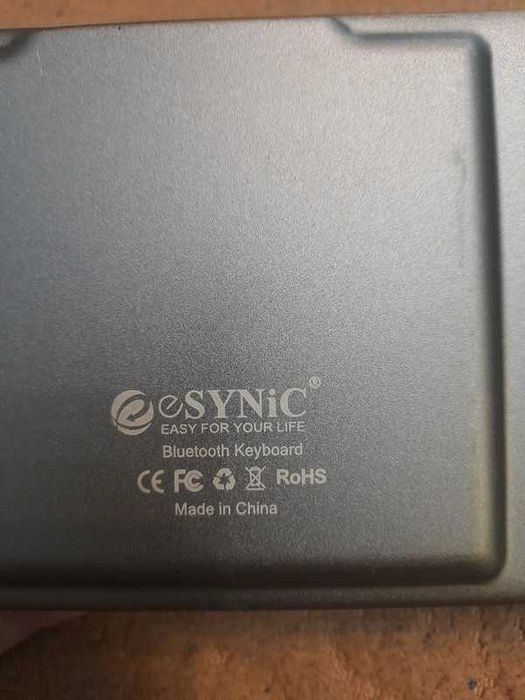 Esynic mini bluetooth keyboard foldable.Cititi tot anunțul.