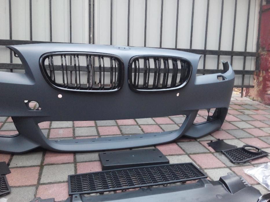 решетка ноздри передний Bmw F10 Бмв Ф10 новый дубликат