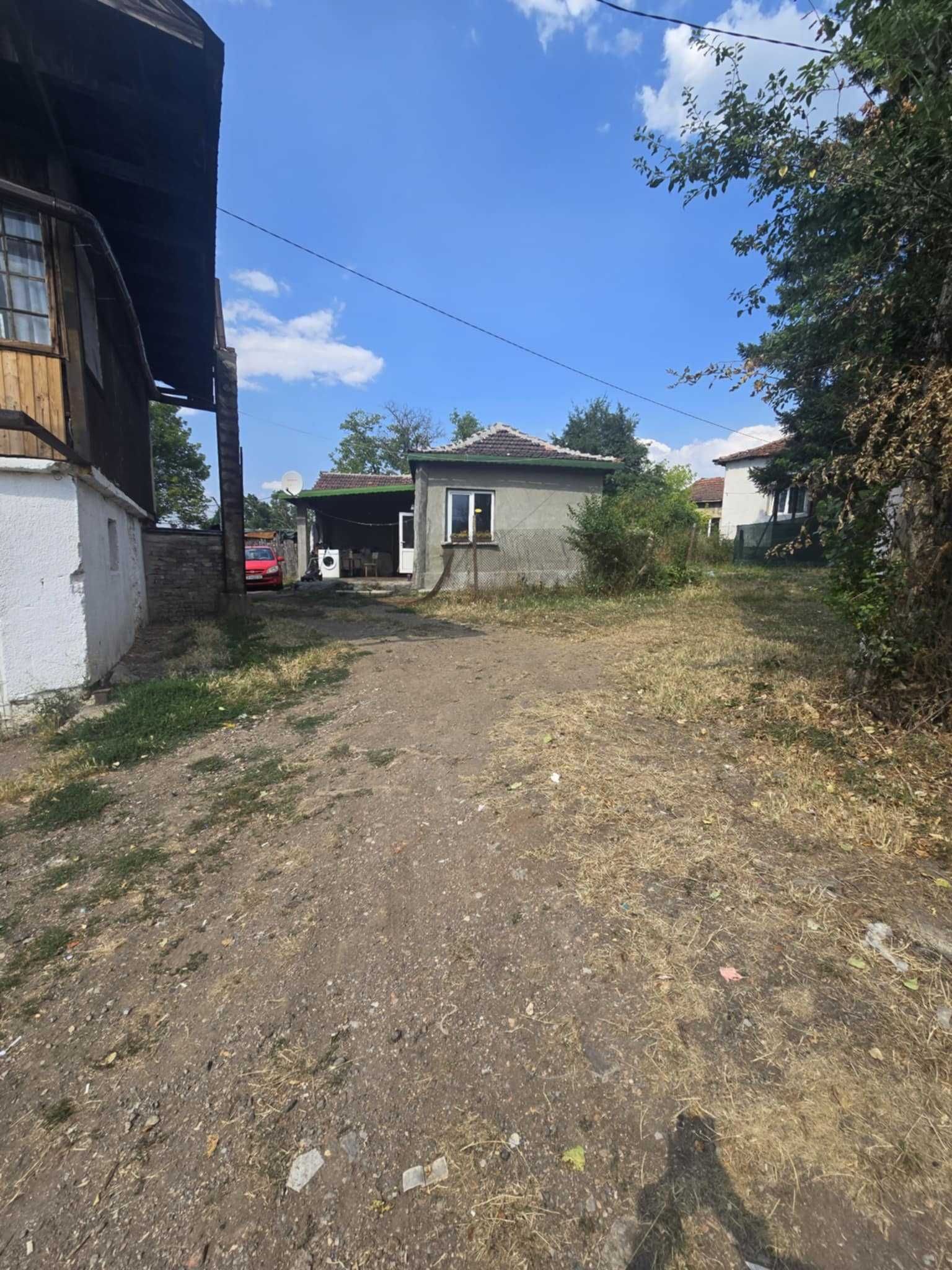 Продавам-Недвижим имот