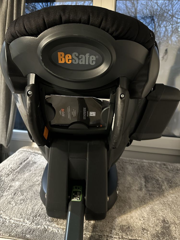 Scaun auto BeSafe iZi Kid X2 i-Size aproape nou