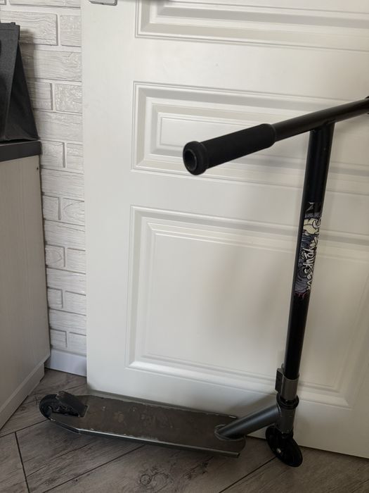 Самокат трюковый